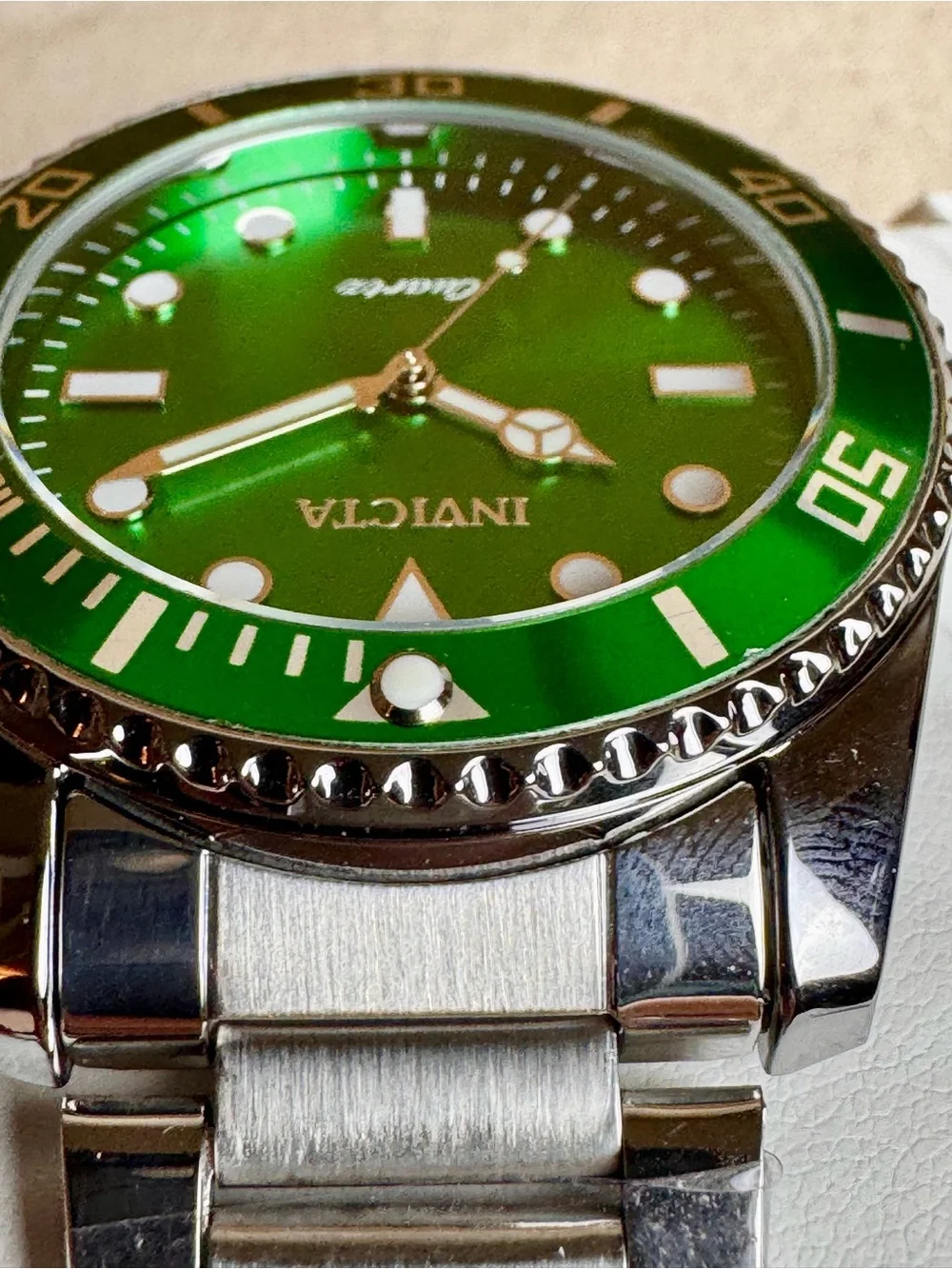 Invicta Green DIal 42mm Men's Quartz Dive Watch NWT